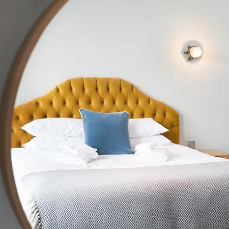 The Lerryn 3*
