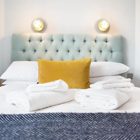 Hotel The Lerryn 3*